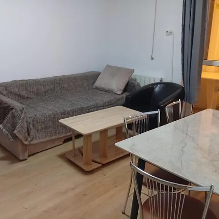 Economic Old Town Apartment Bukarest